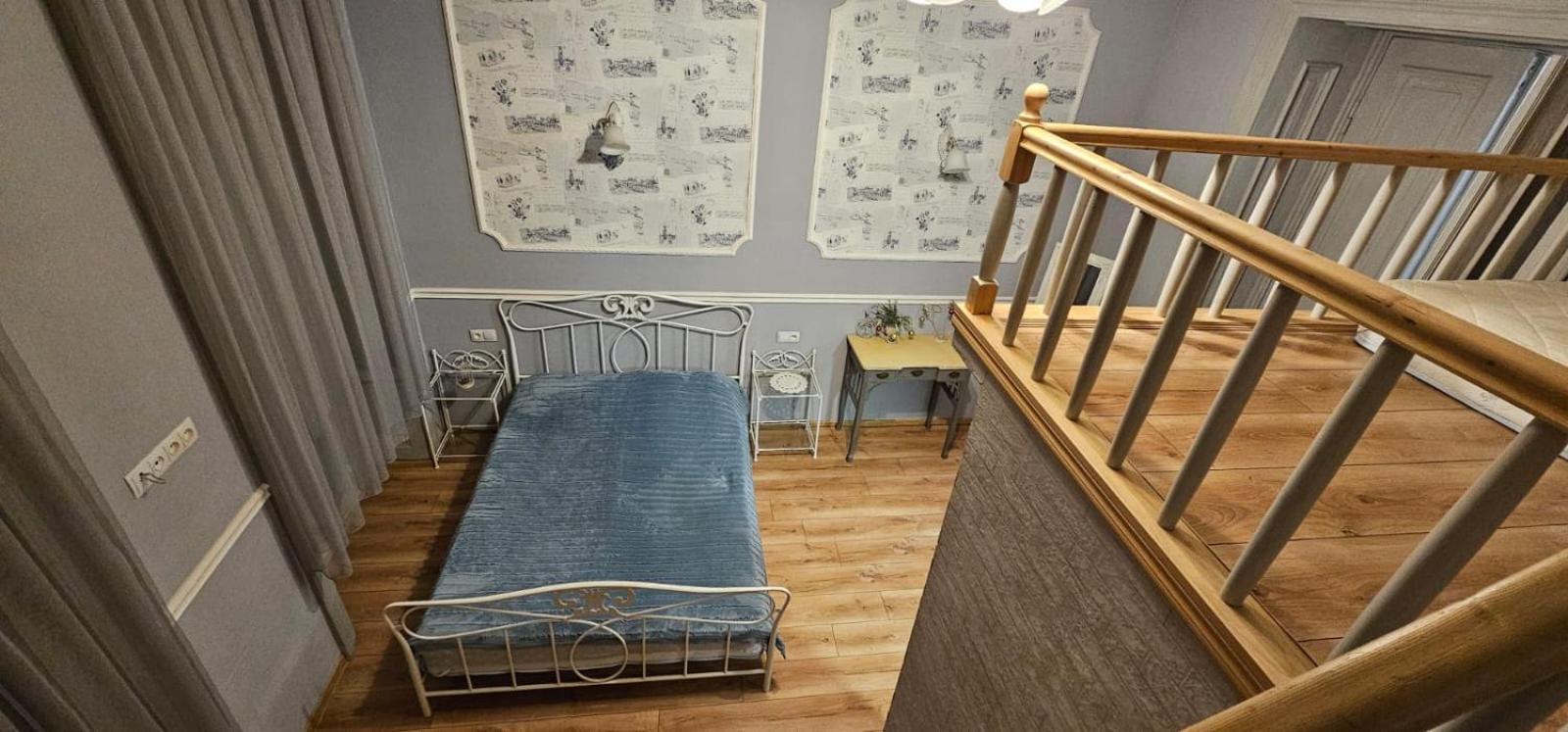 Apartament On Aghmashenebeli 26 Тбилиси Екстериор снимка