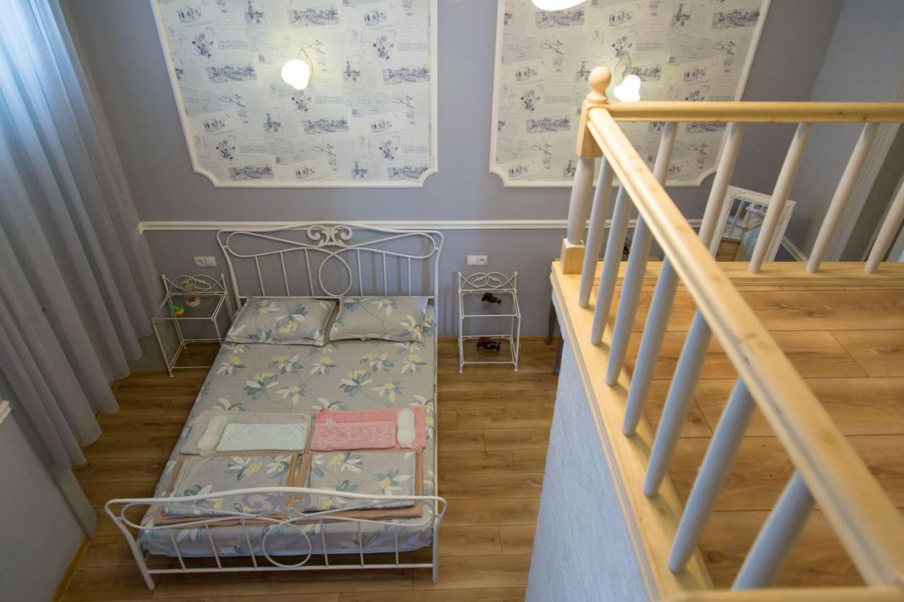 Apartament On Aghmashenebeli 26 Тбилиси Екстериор снимка