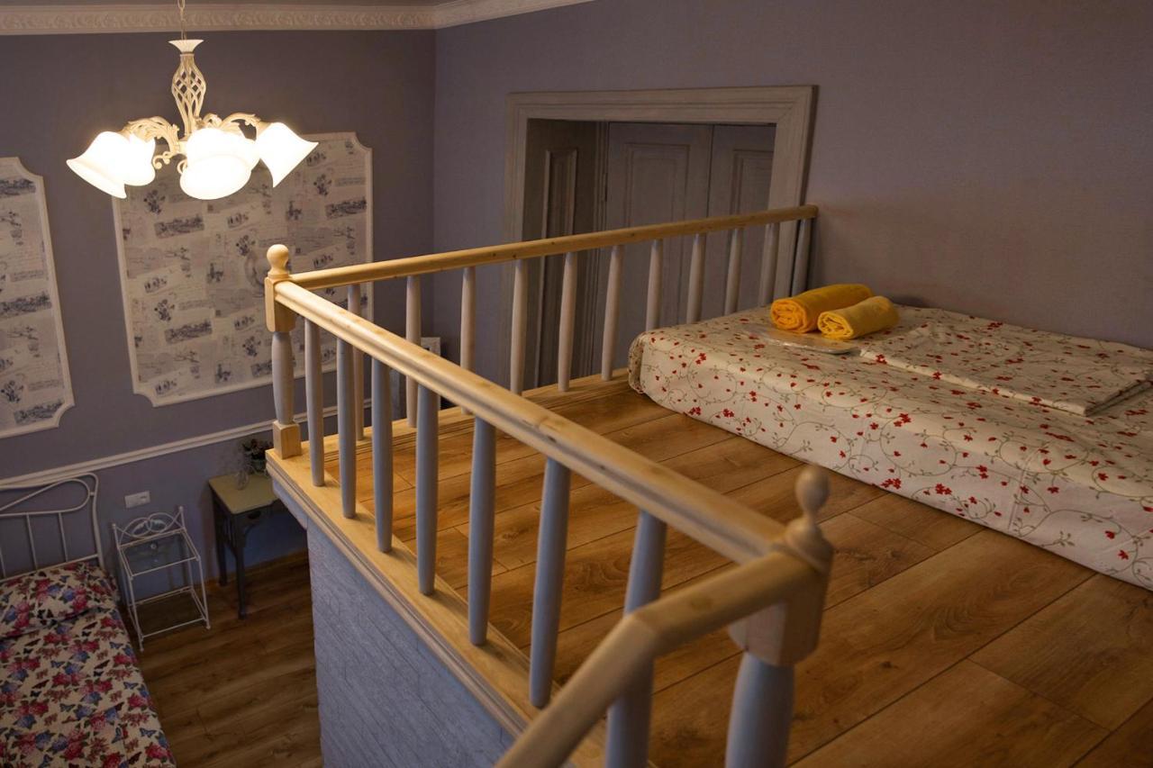 Apartament On Aghmashenebeli 26 Тбилиси Екстериор снимка